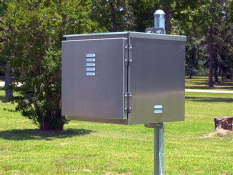 electrical box pole mount